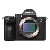 Câmera Digital Sony A7 III 24.2MP 3.0"