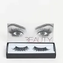  Huda Beauty...