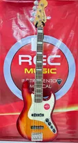  Fender Bass...