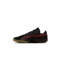  Nike Jordan...