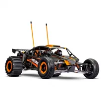  Carro Traxx...