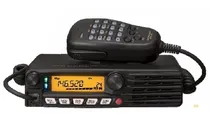  Radio Yaesu...