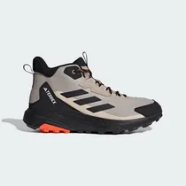 Tênis Adidas...
