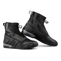  Bota para M...