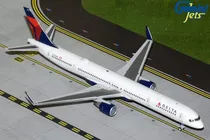  Gemini Jets...