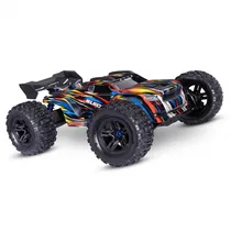  Carro Traxx...