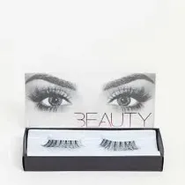  Huda Beauty...