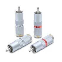  Oyaide Plug...