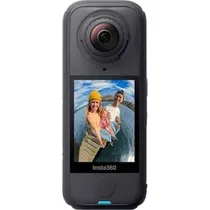  INSTA360 X4...