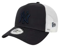 Boné New Era...