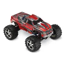  Carro Traxx...