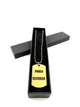  Colar com P...