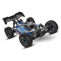  Carro Traxx...