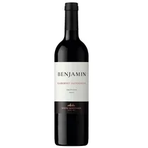  Vinho Benja...