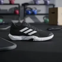 Tênis Adidas...