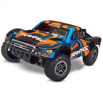  Carro Traxx...