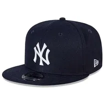 Boné New Era...