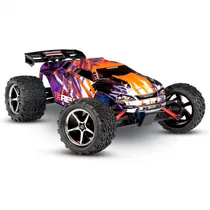  Carro Traxx...