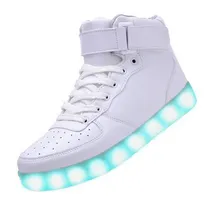  Tênis LED 0...