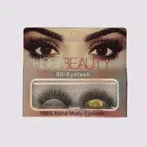  Huda Beauty...