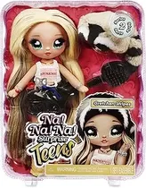  Mga Muñeca ...