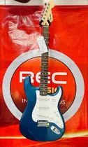  Fender Guit...