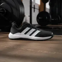 Tênis Adidas...
