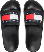  Chinelo Tom...